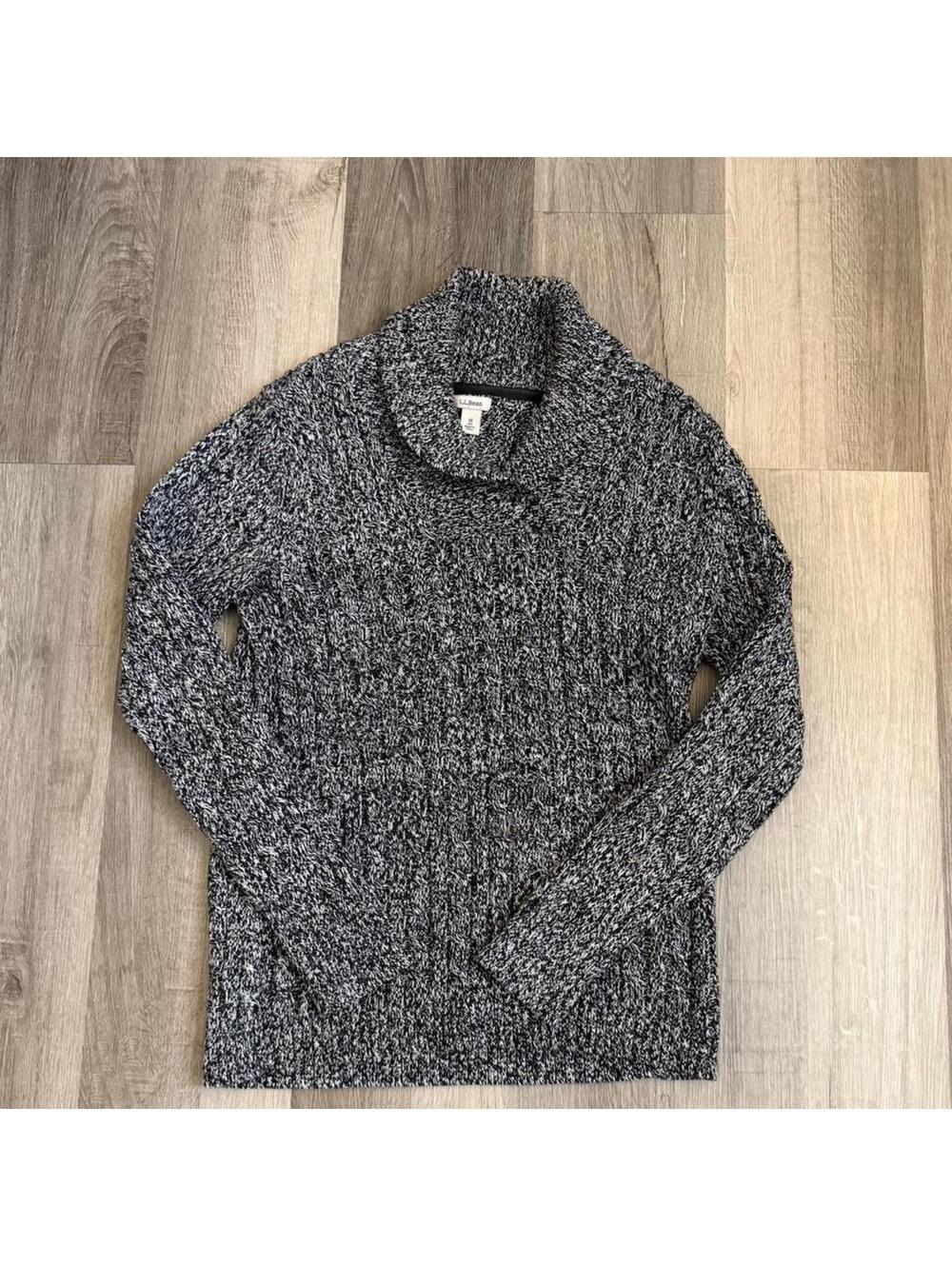 L.L.Bean black & white sweater Size M #knitwear #winterwear